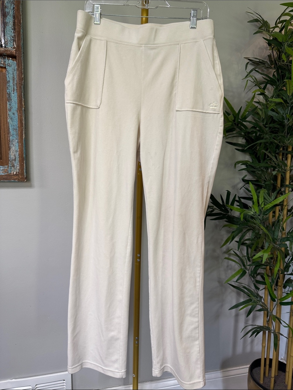 Juicy Couture velour velvet Cream straight Leg Pull-On track yoga Pants